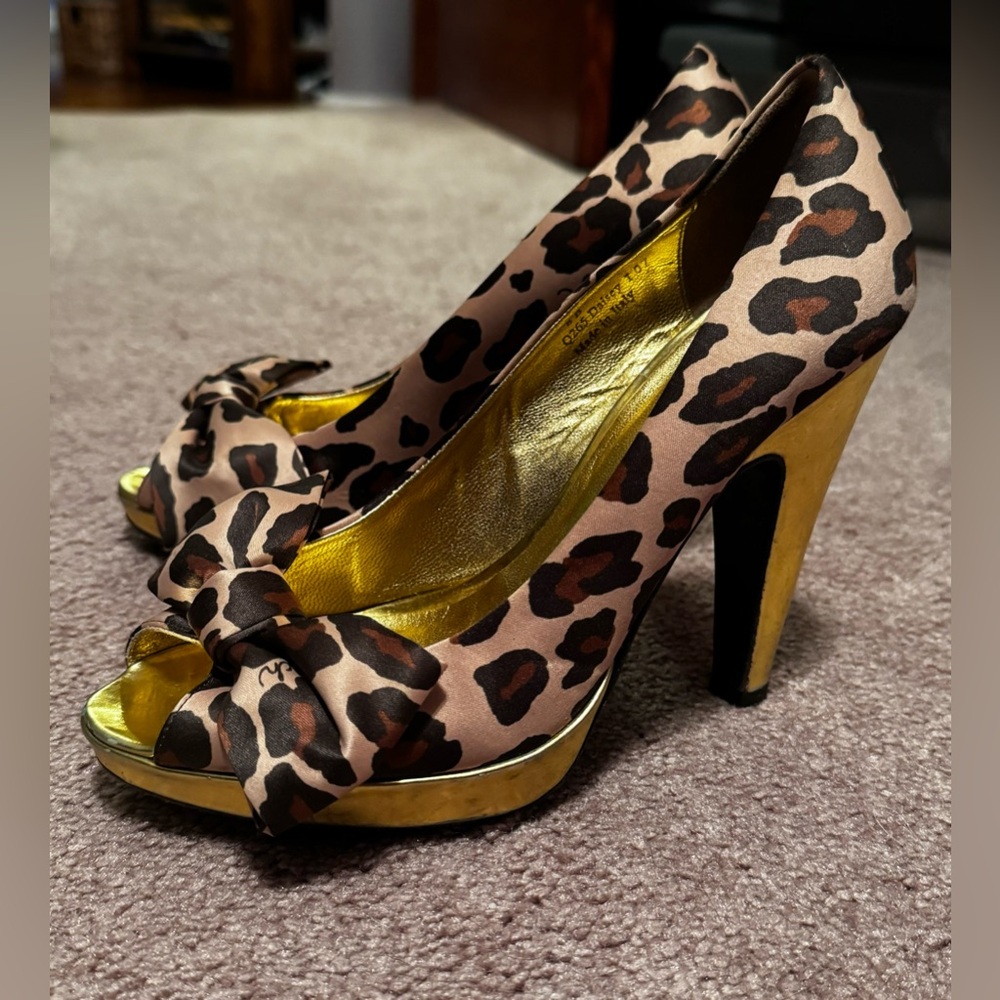 Coach Daisy Leopard Print Peep-Toe Heels✨VTG